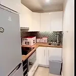 Center London Apartment