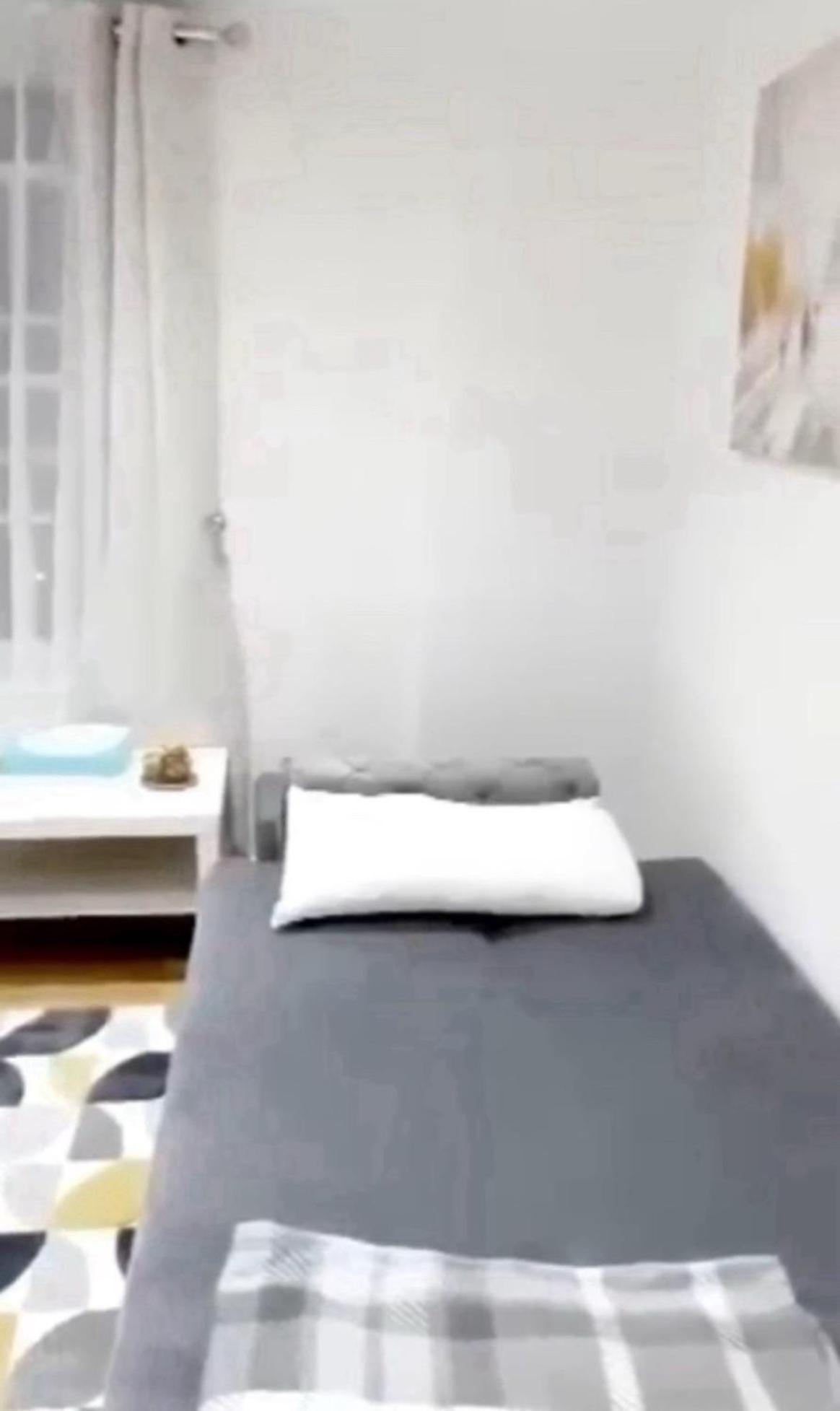 Center Apartment *